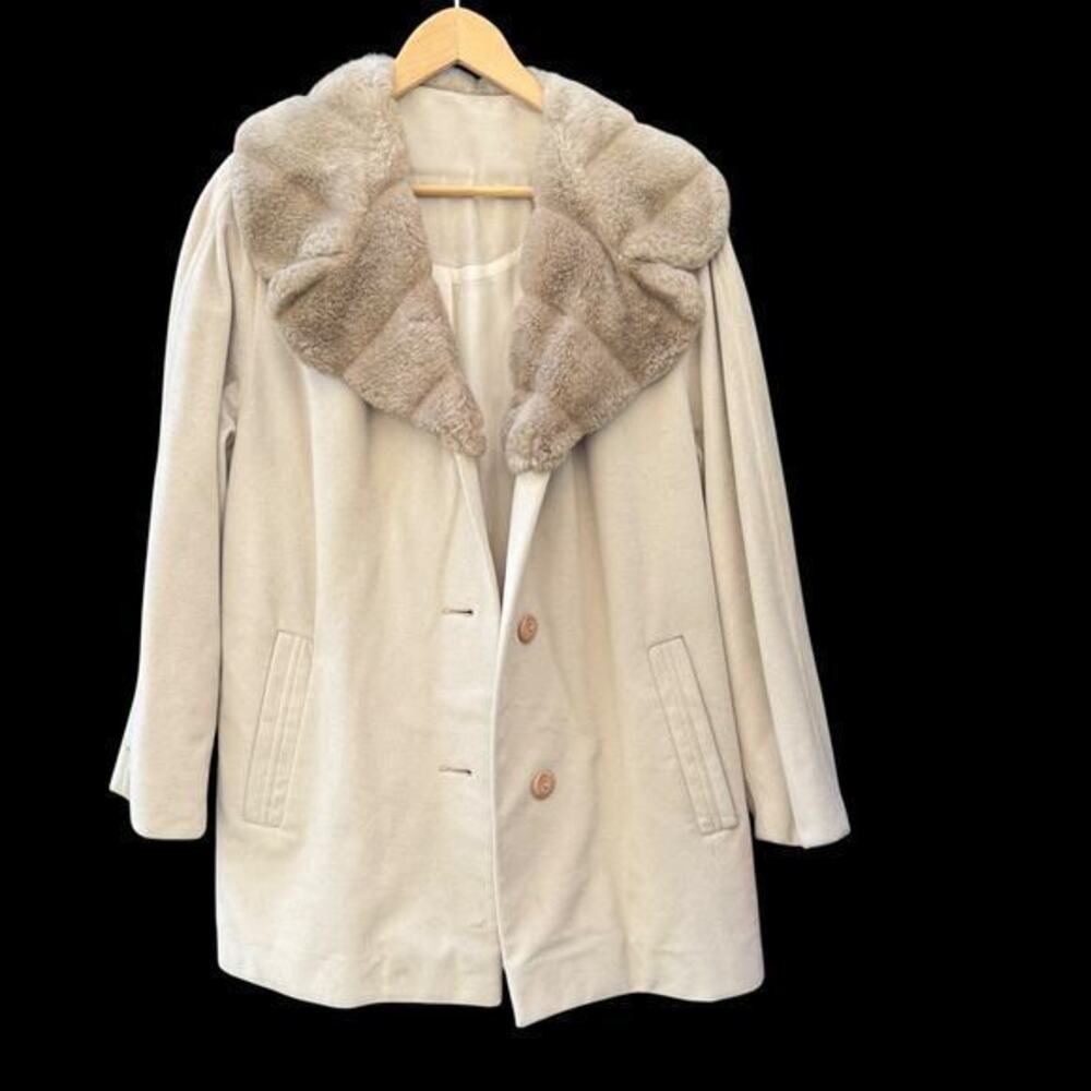 1970s Penny Lane Cream Wool Coat Faux Teddy Bear Fur Collar Belt Vintage  Medium